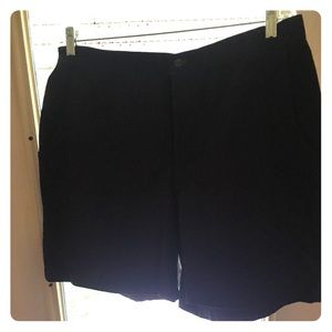 🌺GUC LEE CASUAL NAVY SHORTS SIZE 18 MED 🌺